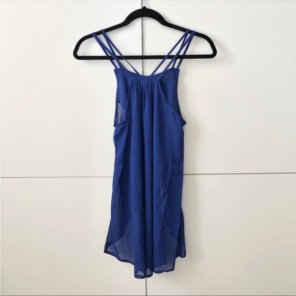 Strappy crepe tank - Picture 6 of 7